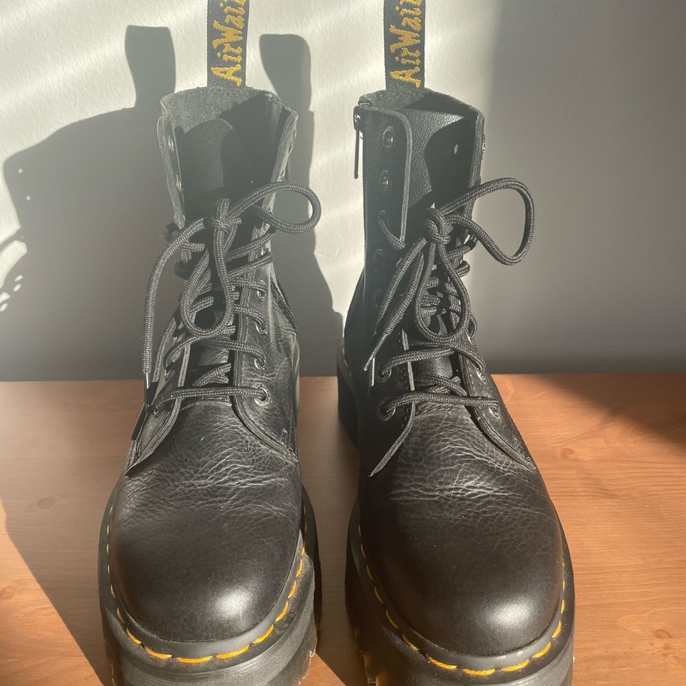 DR MARTENS JADON BOOT III PISA LEATHER PLATFORMS